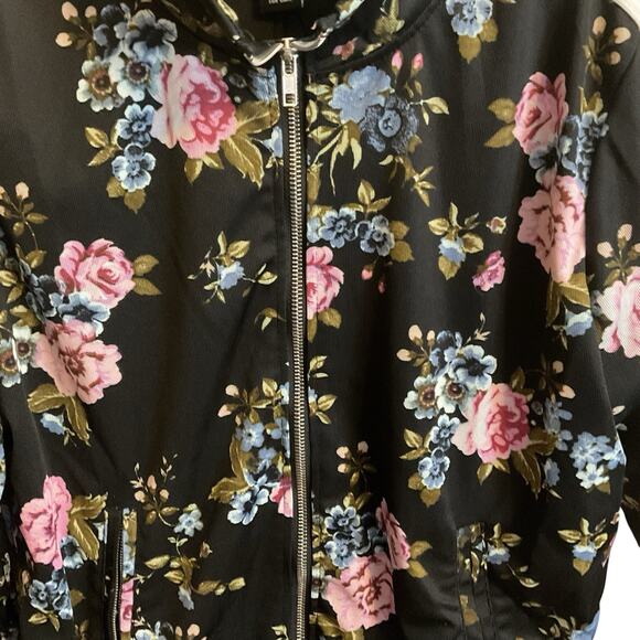 Rue 21 Black Floral Bomber Jacket Mock Neck Sleeve Stripes Size M Full Zip - Picture 3 of 9